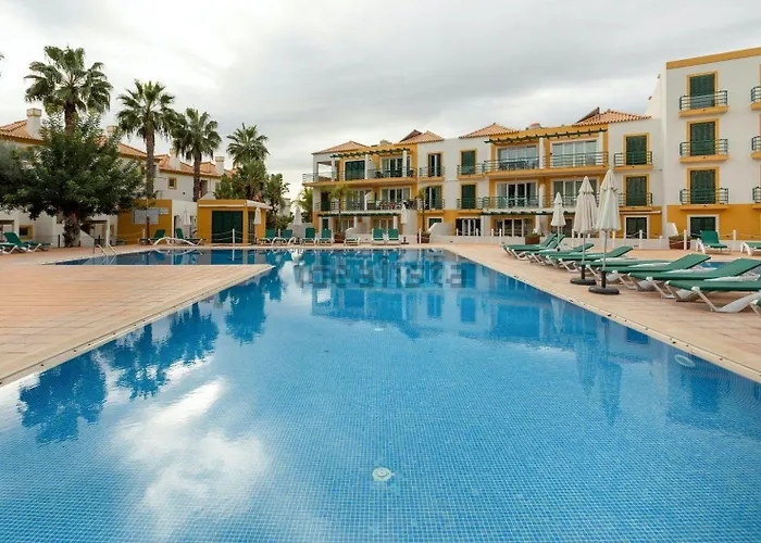 Cosy Holidays * 塔维拉